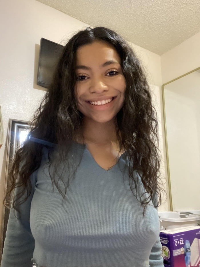 Let me be your distraction:) - 9GAG