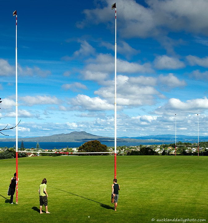 Playing Rugby In New Zealand 9GAG