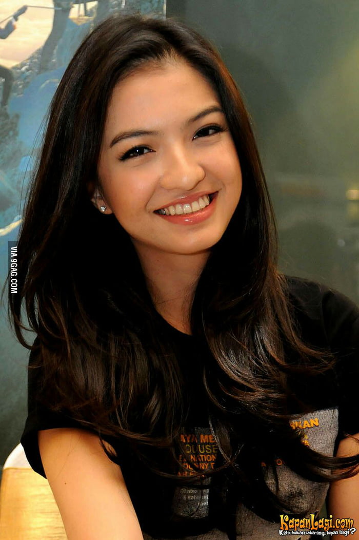 Indonesian Women Top 10 Most Beautiful Indonesian Women Takreview Top Последние