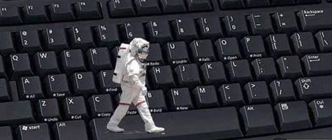 Terrifying picture of an astronaut getting lost in space - 9GAG