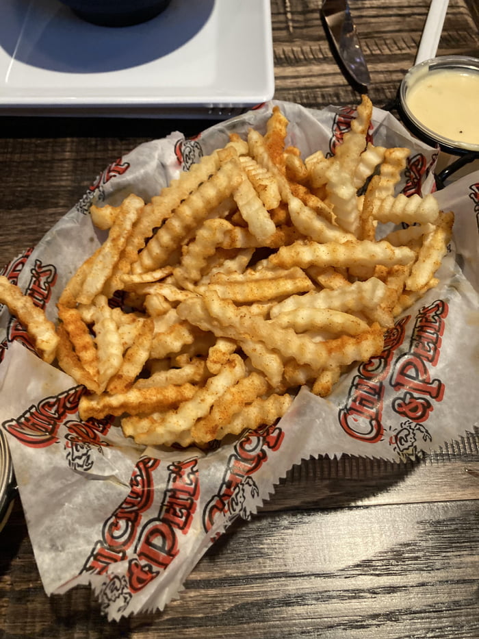 Ordered 12 "crab fries" that contain no crab. They're just called that