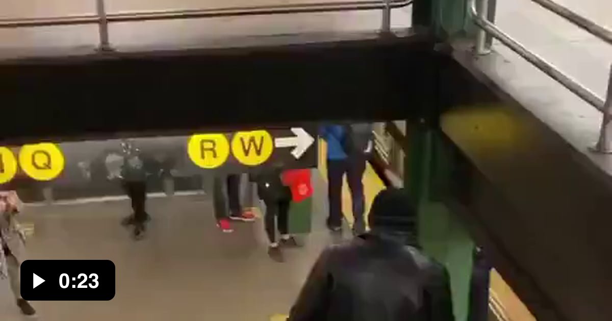 Just another day in New York City.. - 9GAG