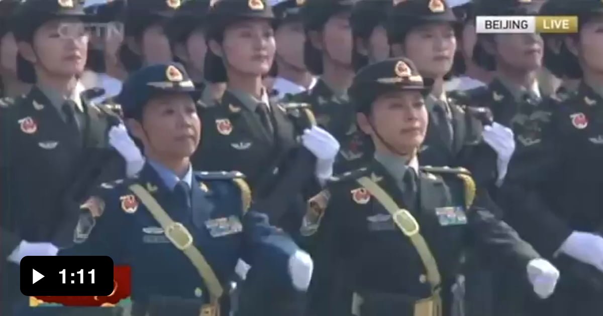 Female soldiers march during China's National Day celebrations - 9GAG