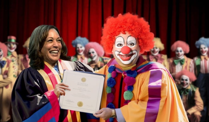 Vice President Kamala Harris Was Honored With An Honorary Degree From Americas Premier Clown 2474