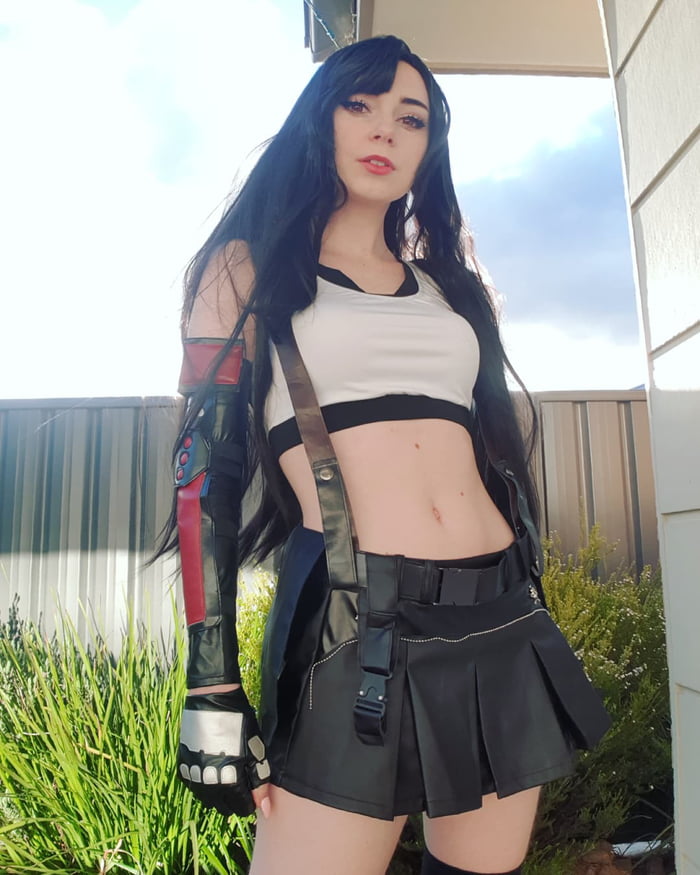 Tifa from ff7 remake by @elefire_grey - 9GAG