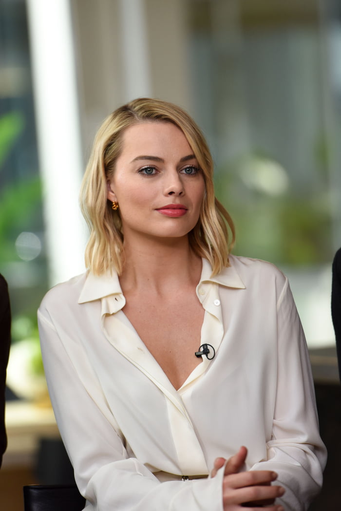 Margot Robbie 9gag