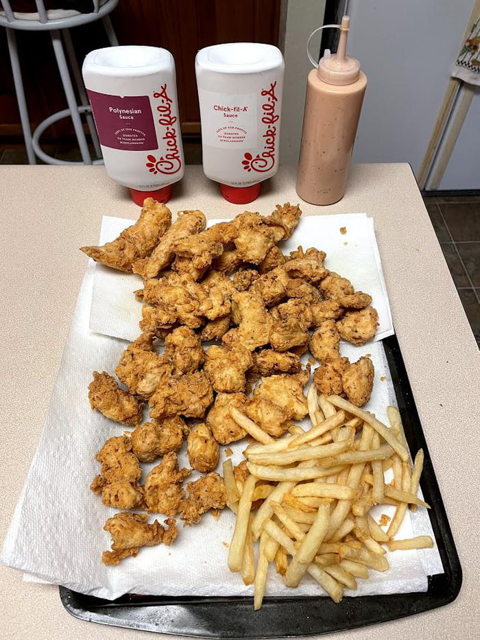 Chicken Strips, Nuggets, Cane's Sauce - 9GAG