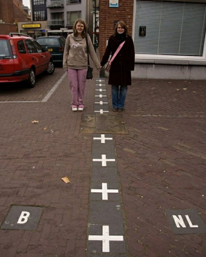 Belgium Netherlands Border 9GAG   ADdz37B 700b 