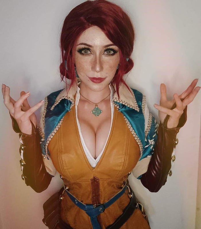 Triss from The Witcher 3 Cosplayer: Mariza Scheid - Cosplay.