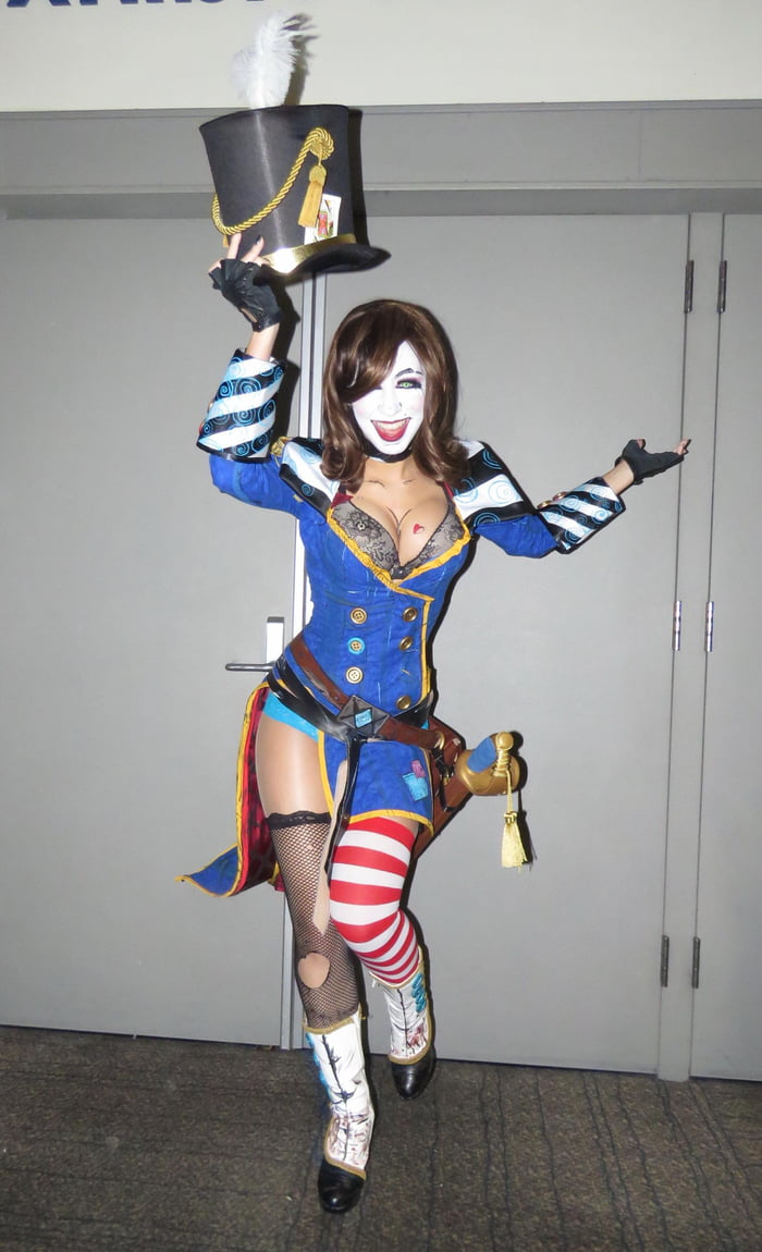 mad moxxi action figure