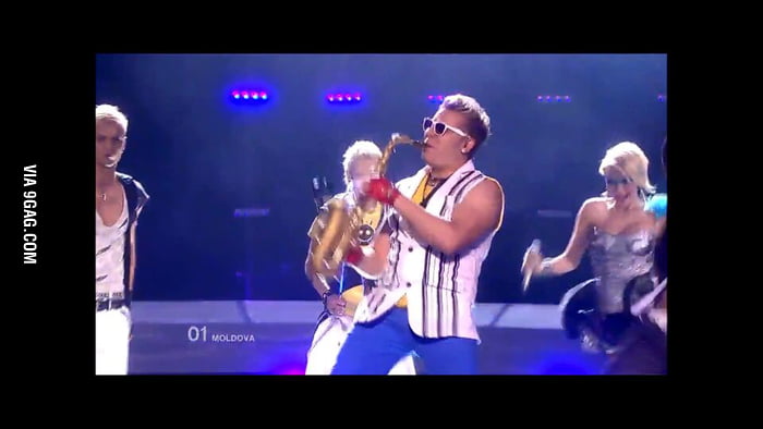 who remember that epic sax guy 9gag
