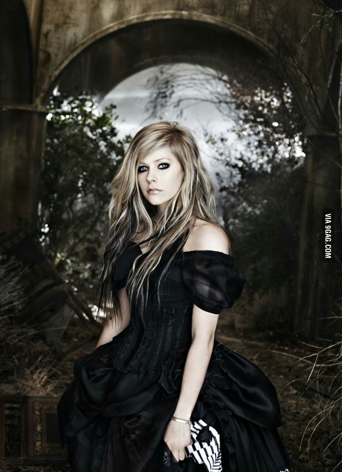 Avril lavigne - 9GAG