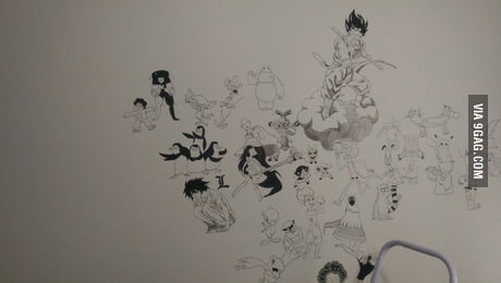 What Should I Draw Next I M Drawing On My Bedroom Wall 9gag