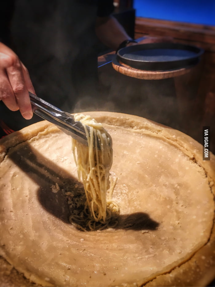 pasta-cooked-in-a-wheel-of-cheese-9gag