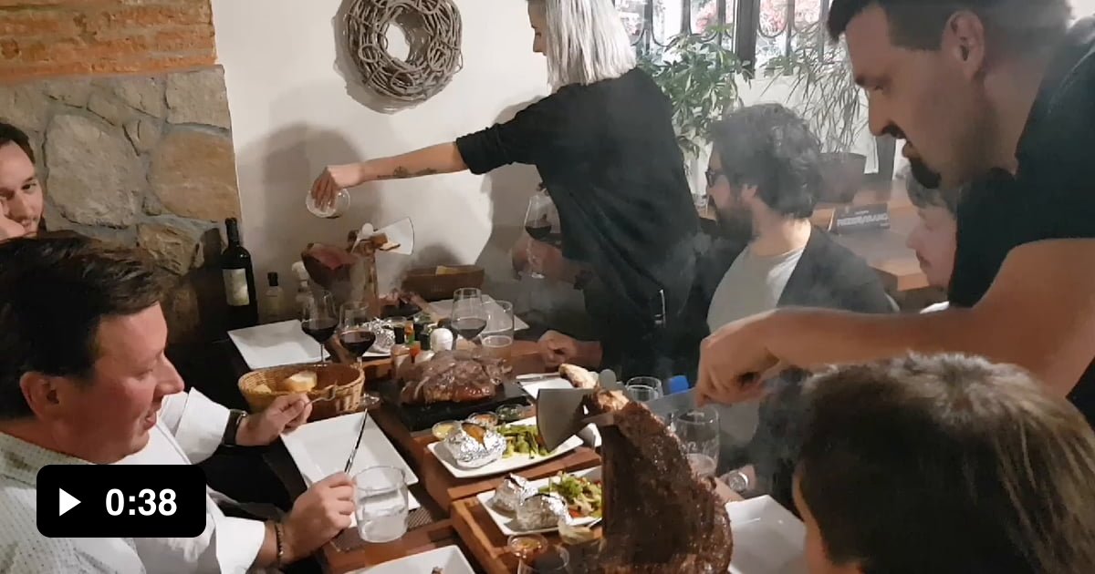 Tomahawk steak flambe in Stari Pisker Celje, Slovenija. Also the home