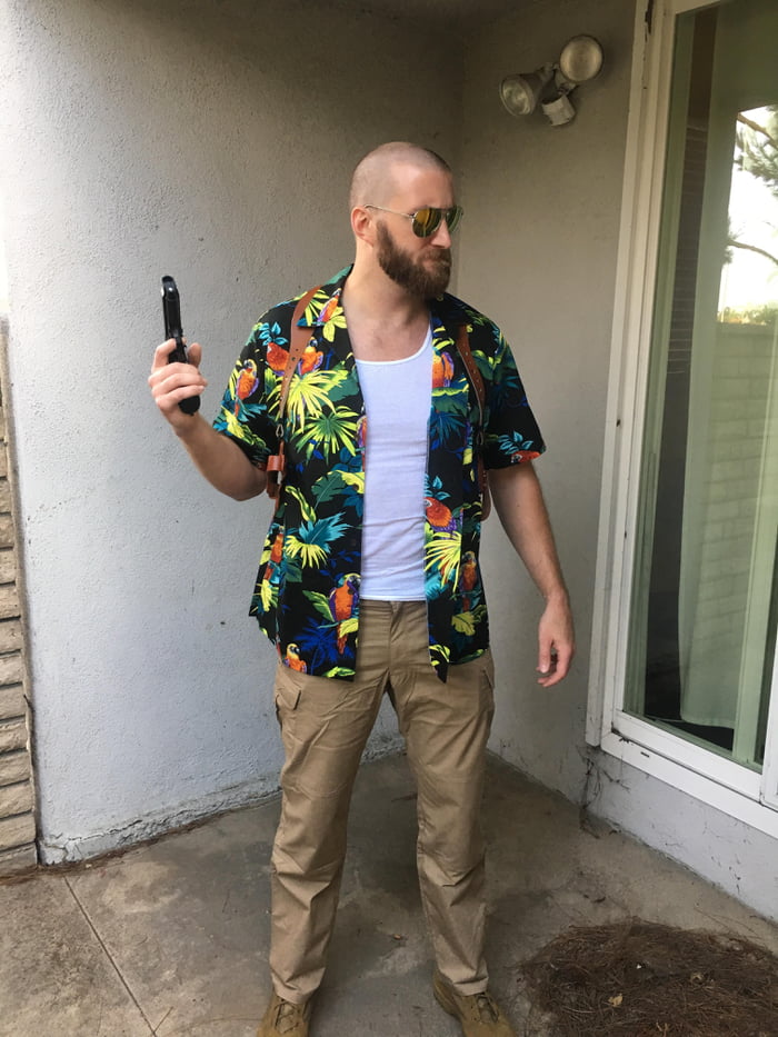 My Roommate s Max Payne Halloween Costume 9GAG
