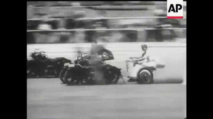 motorcycle chariot races