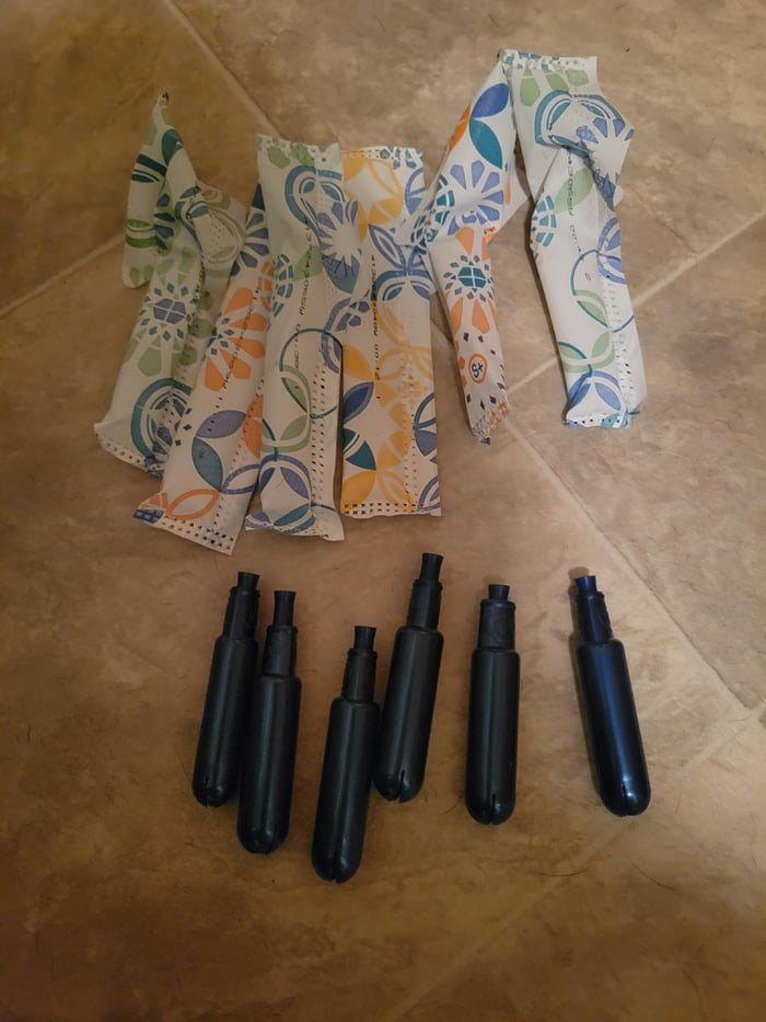 New box of tampons had 6 empties in it. - 9GAG