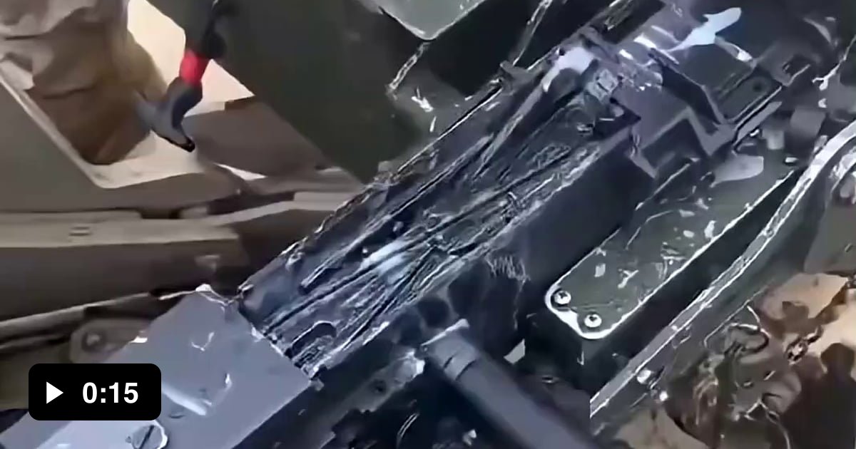How to check a gun correctly - 9GAG