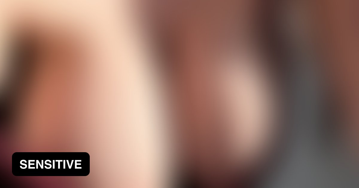 Nice lips. (alittlenekko) - 9GAG