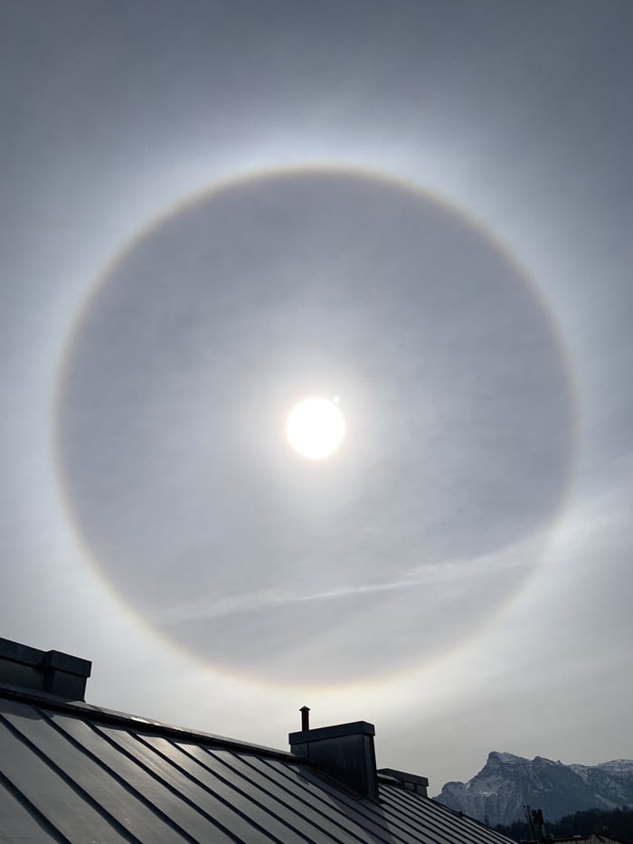 Halo in Austria right now 9GAG