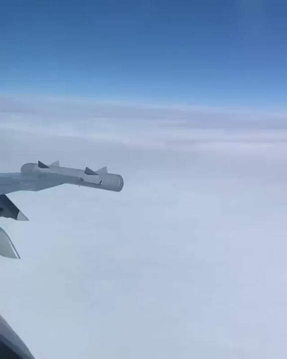 A 4G, negative dive with a MIG 9GAG
