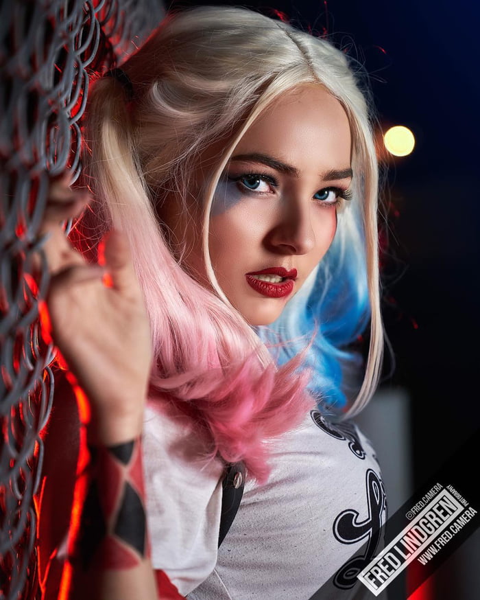 Harley Quinn By Omgcosplay 9gag