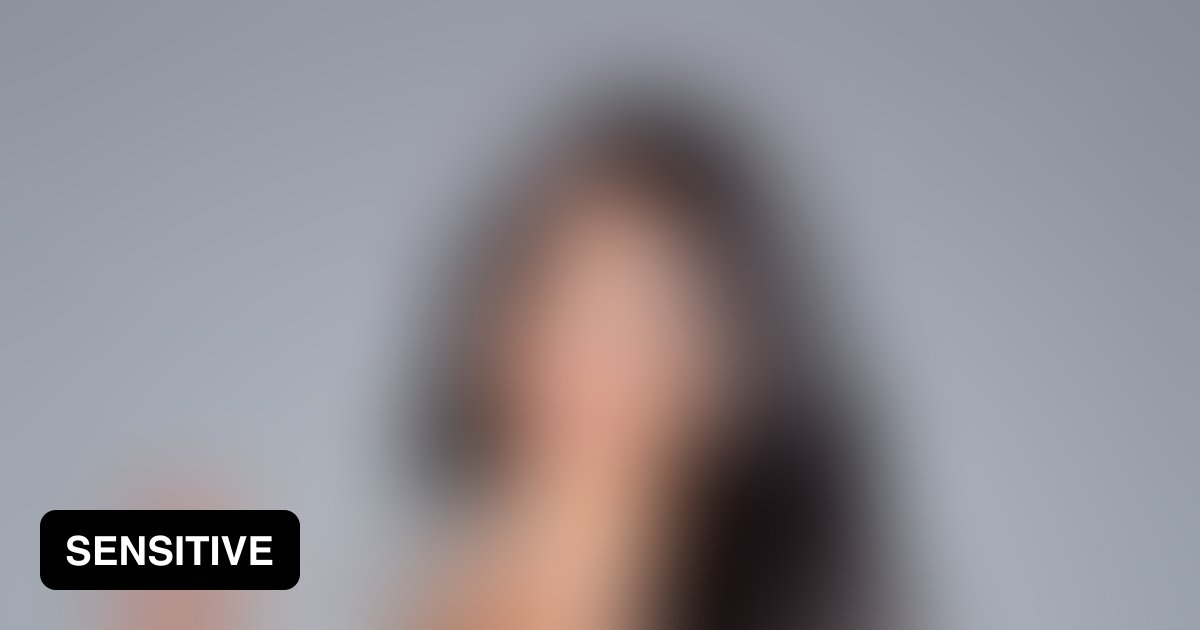 Adriana Chechik - 9GAG