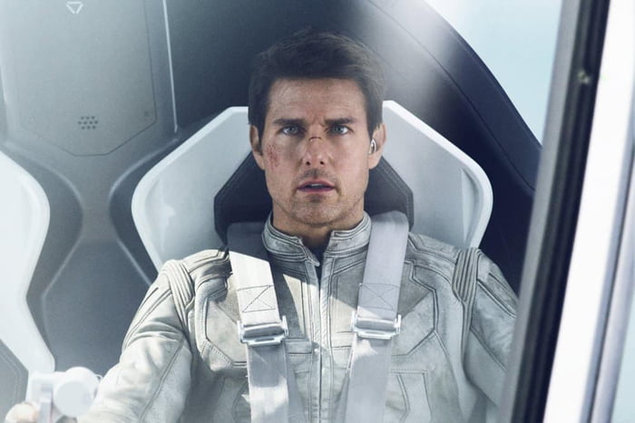 Tom Cruise Will Go To The ISS To Be The 1st Civilian To Do A Spacewalk ...