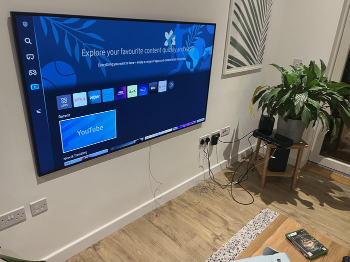 Storage required Floating unit under TV or shelf to the right? 9GAG