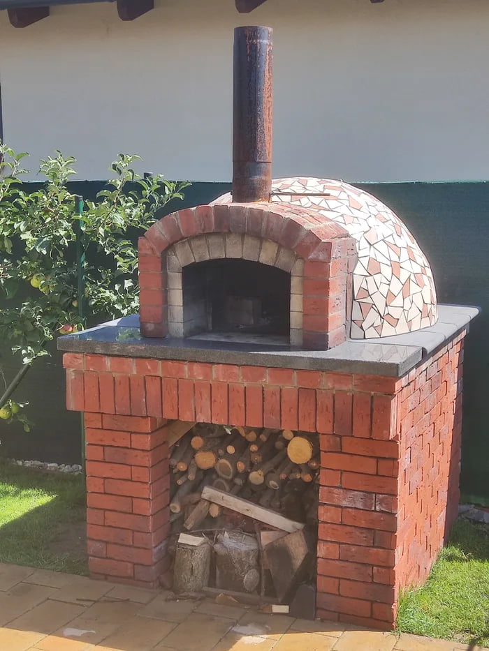 I finally finished my pizza oven 9GAG