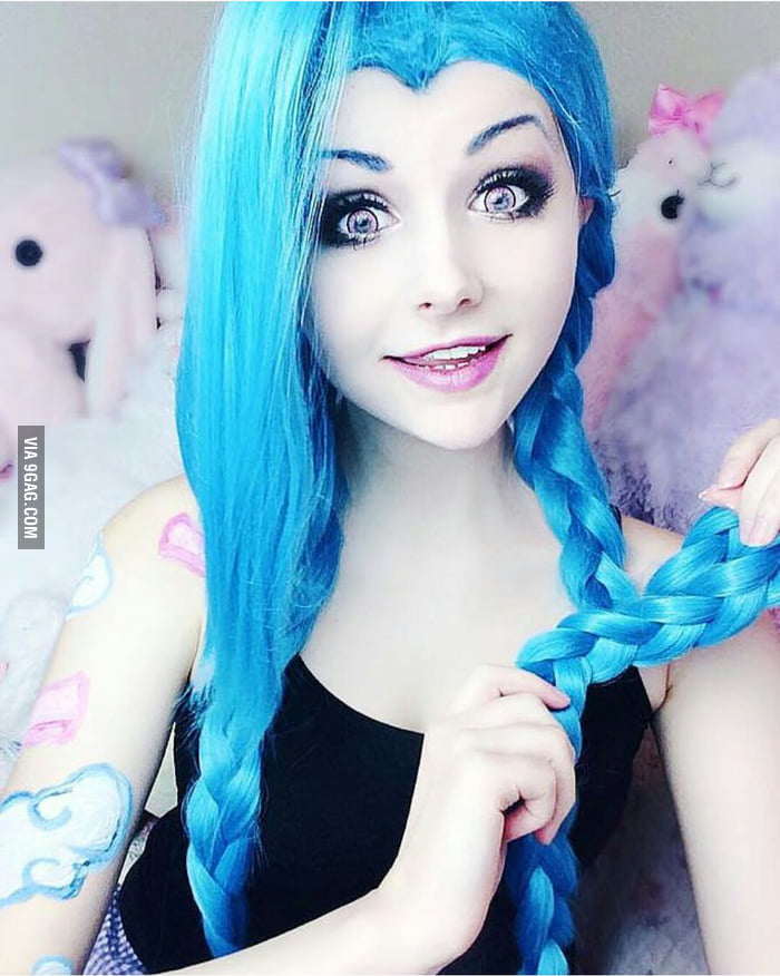 Jinx Cosplay - 9GAG