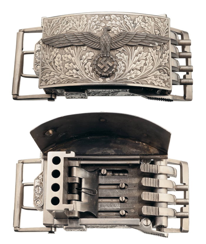 The .22 gun belt buckle designed in 1943 it was wore by high ranking SS