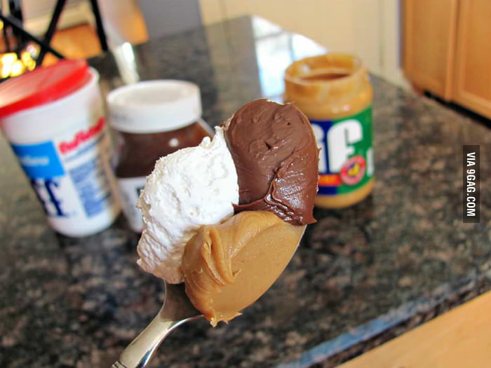 Delicious Combo Marshmallow Creme + Nutella + Peanut Butter! 9GAG