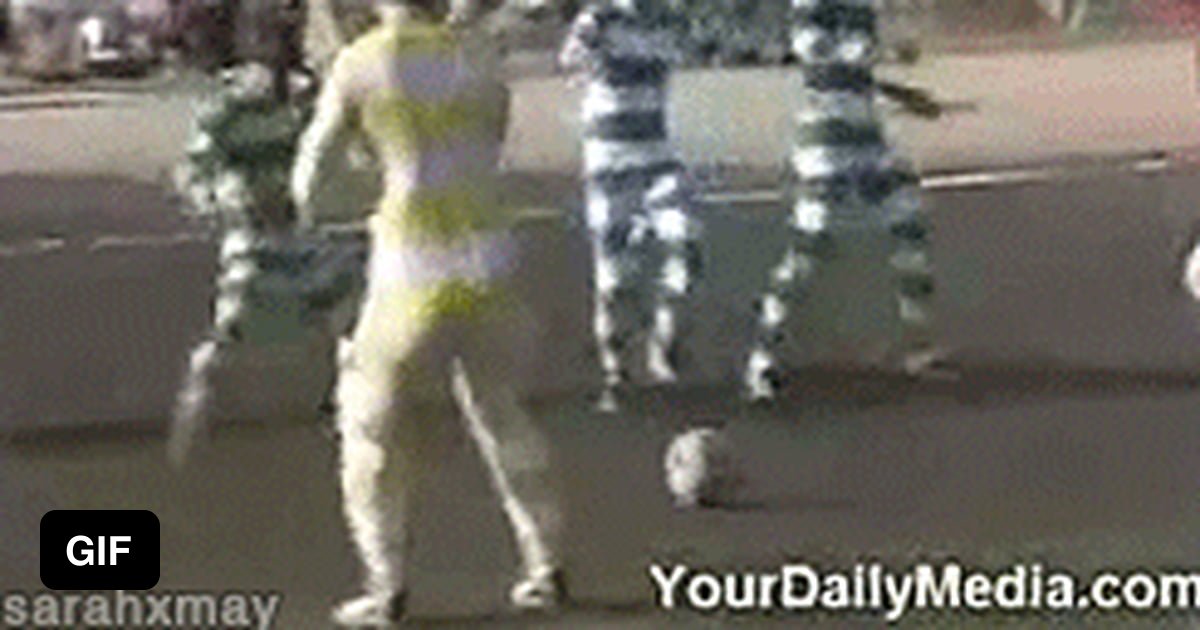 3 words, Japanese. Binocular. Soccer 9GAG