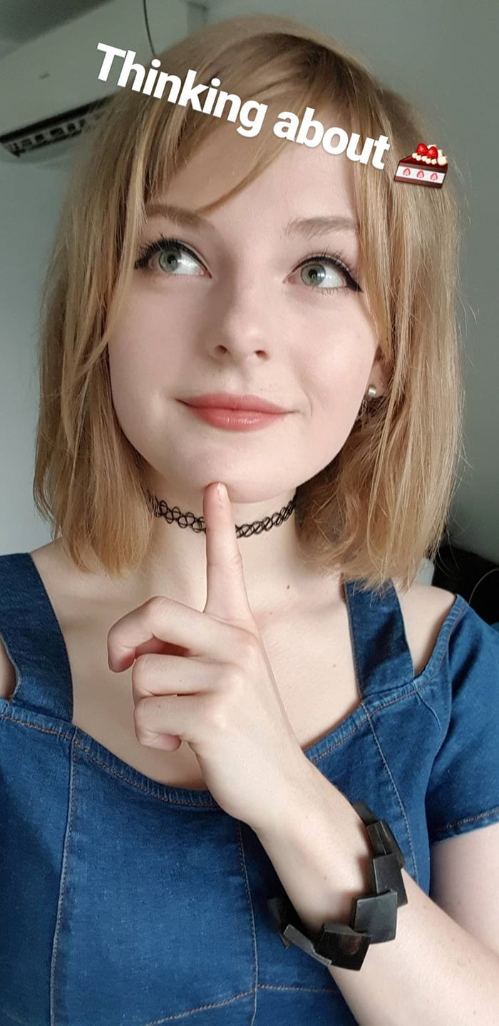 Ella Freya - 9GAG