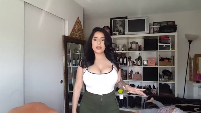 Nira Sanchez Porn - Nira Sanchez ðŸ˜ - 9GAG