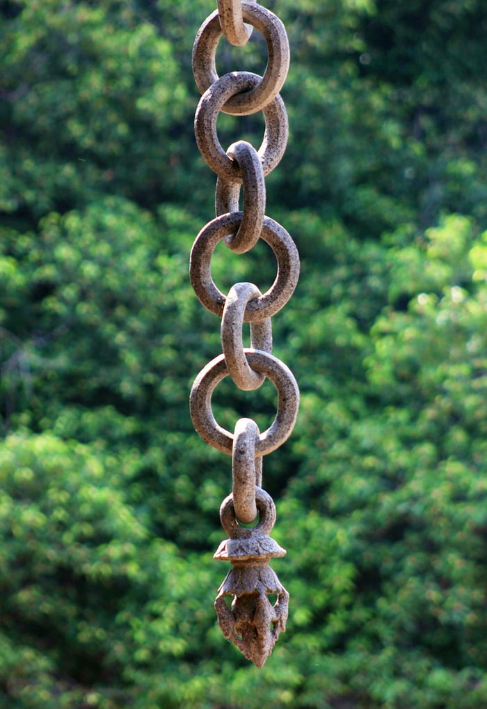 Interesting Chain carved out of stone, Varadaraja Perumal Temple