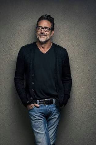 This is the kind of DILF I want... Jeffrey Dean Morgan! - 9GAG