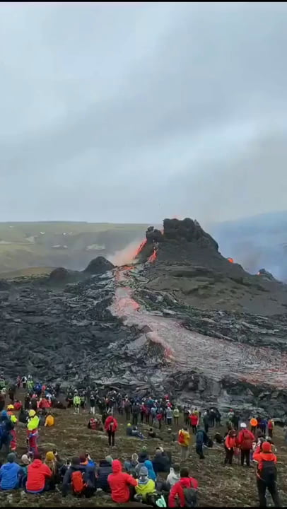 Volcano erupting in Iceland this week