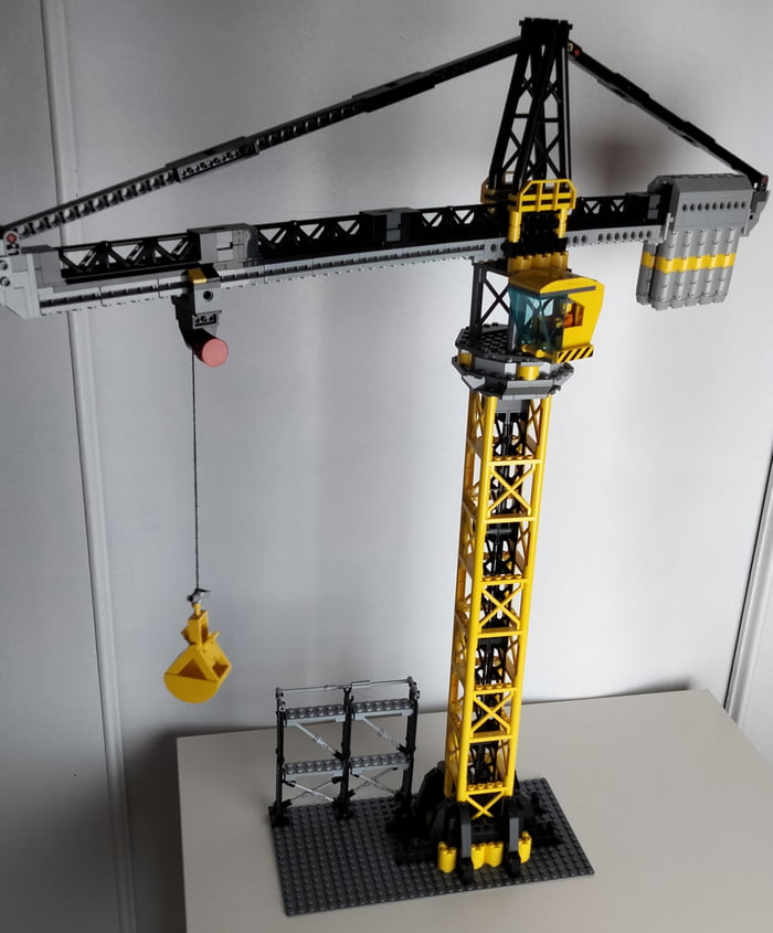 WIP tower crane MoC - 9GAG