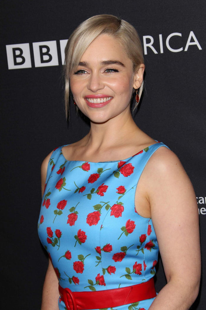 Emilia Clarke 9gag