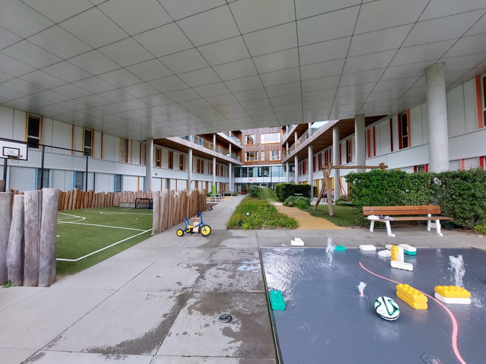 Children's cancer hospital in the Netherlands 9GAG