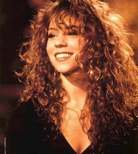 Early career Mariah Carey was hot AF. - 9GAG