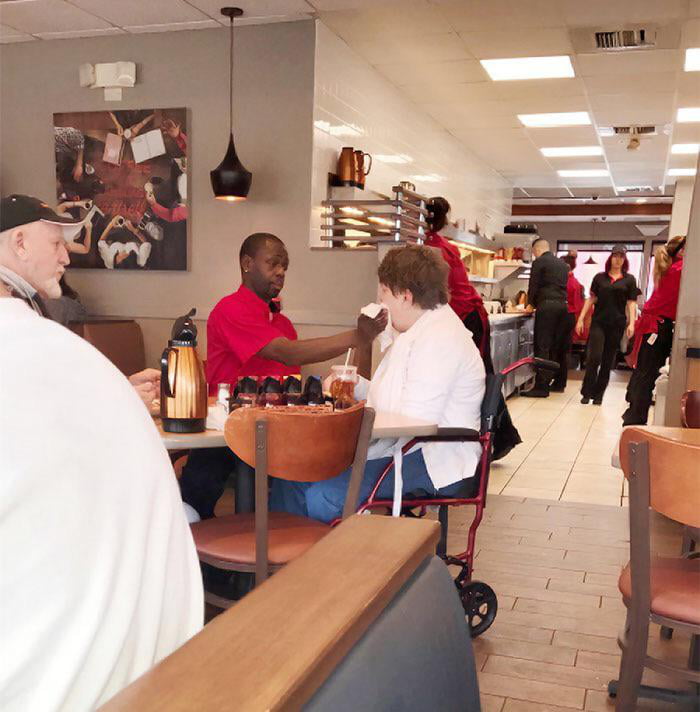 Disable feeds. IHOP Restaurant waiter.