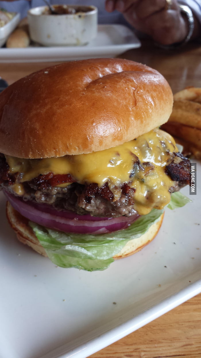 Bacon-smashed Cheeseburger - 9GAG