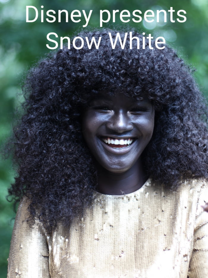 disney-presents-snow-white-9gag