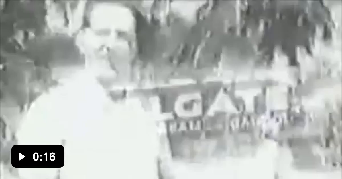 Always wondered what toothpaste ad Bugs was talking about! 9GAG