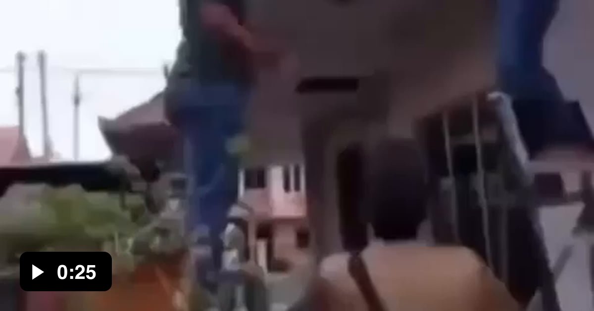 Just another day at the office - 9GAG