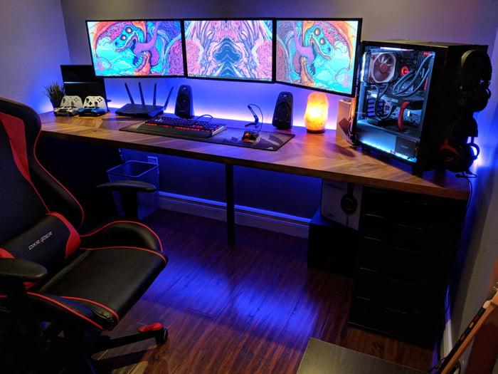 First battlestation! (Triple monitor setup) - 9GAG